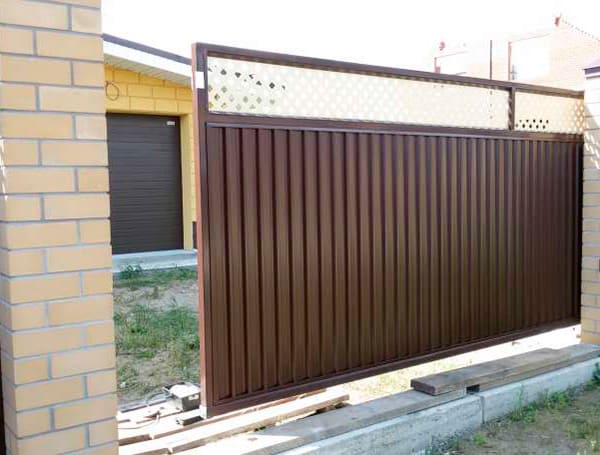 Эстетика и Надежность: Ворота Grand Line для Вашего Дома в Клинцах от 36559 руб