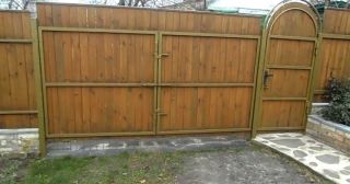 Купить распашные ворота деревянные Клинцы, цена от 2707 руб.